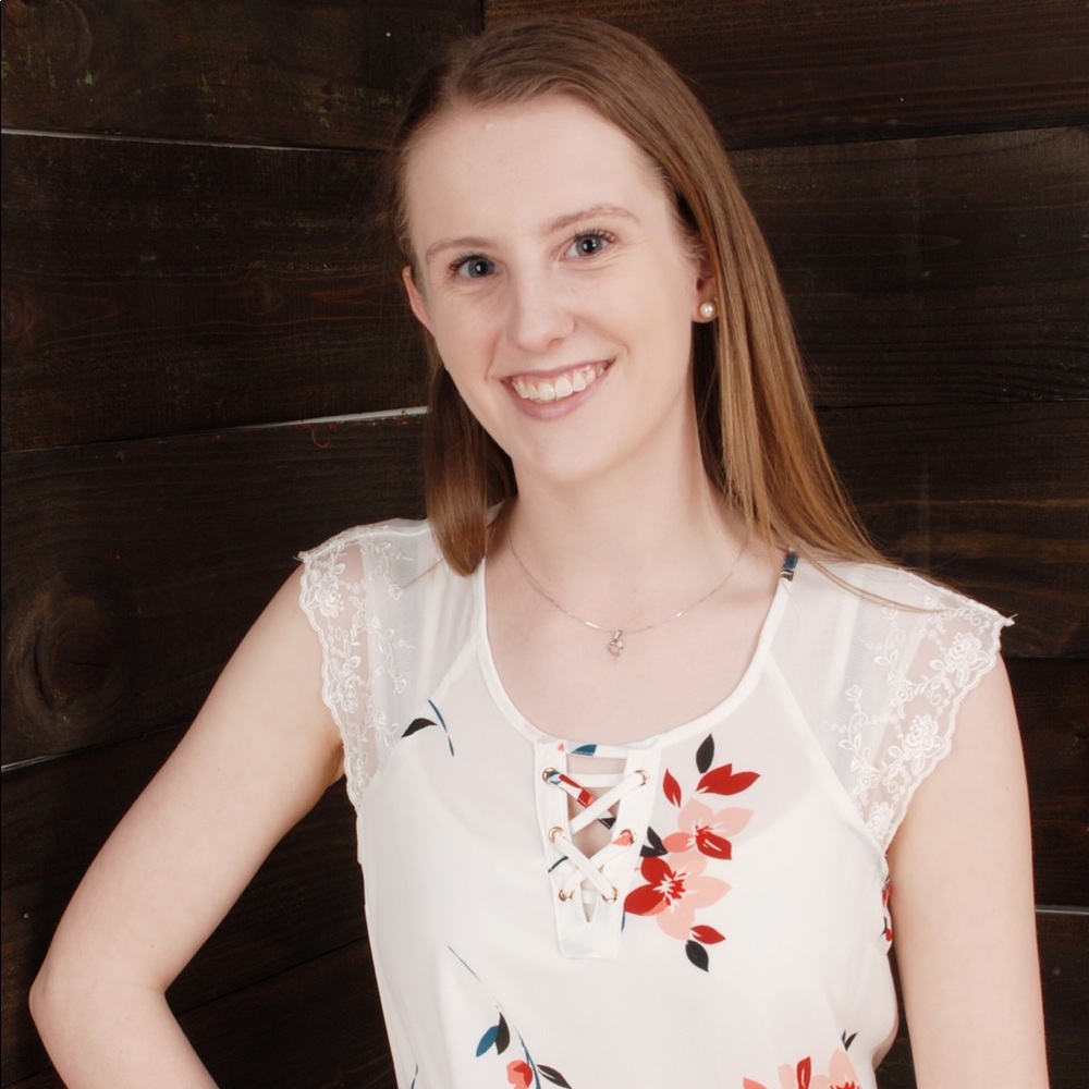 Meet your Posher, Gabriella